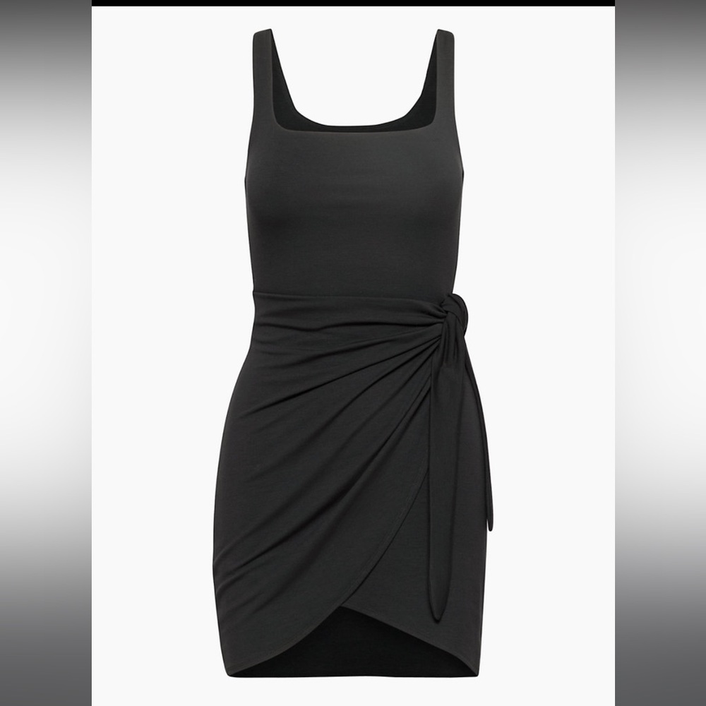 Aritzia Wilfred Saturn Dress